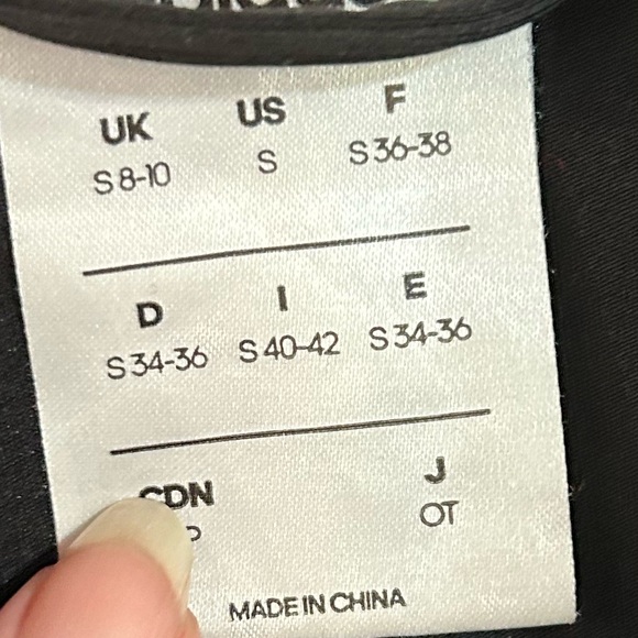 Adidas size small warm-up slim 3 stripe jacket. Zip up, zip up pockets - Picture 6 of 8